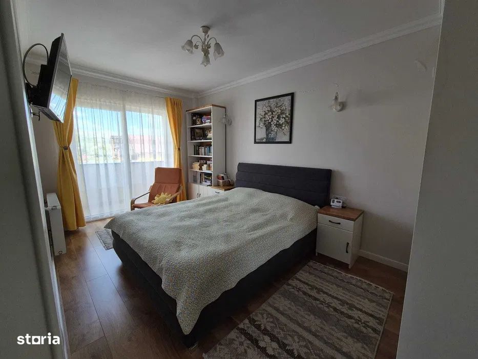 Apartament cu 2 camere, etajul 1, balcon, zona Cetatii — fotografia 3