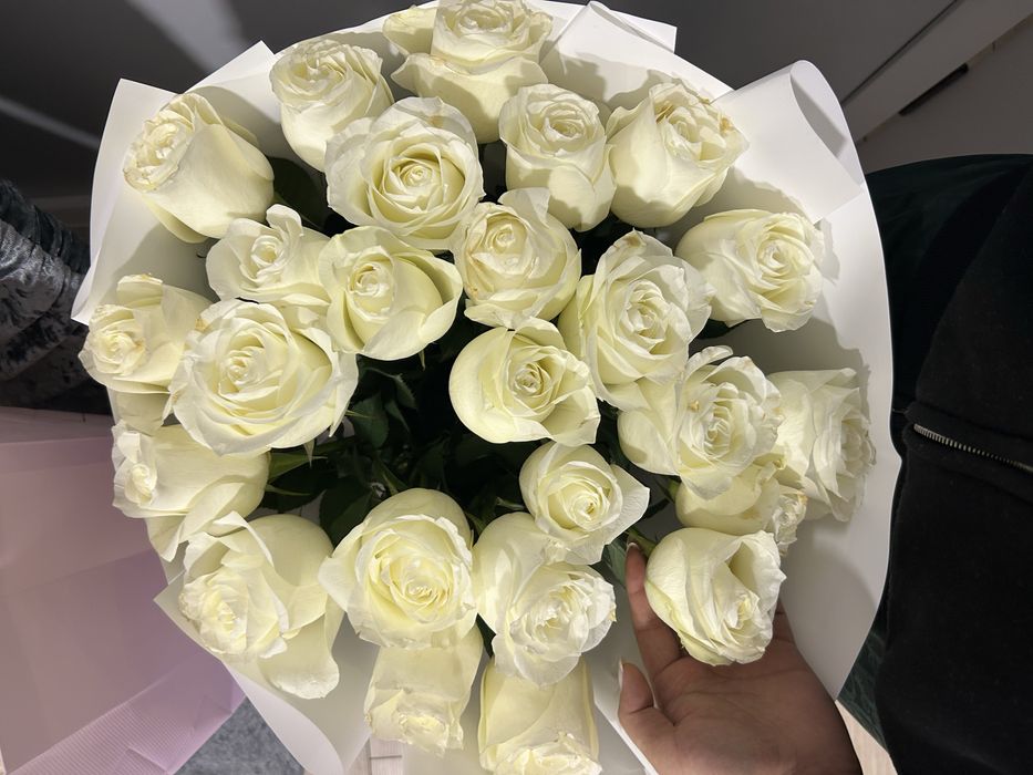 Цветы розаа 25 штук