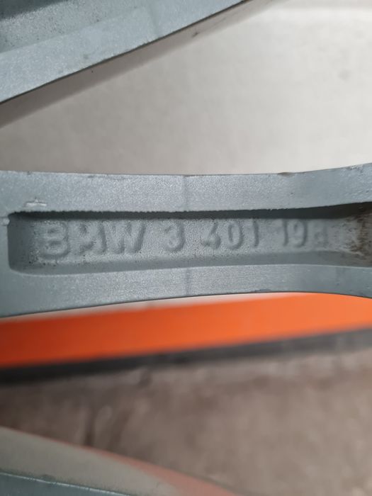 Оригинални джанти за BMW R17 5x120 ET39 7J