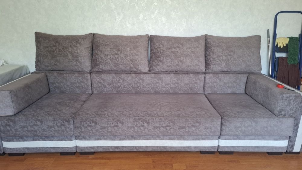 Диван, 120 000т., торг