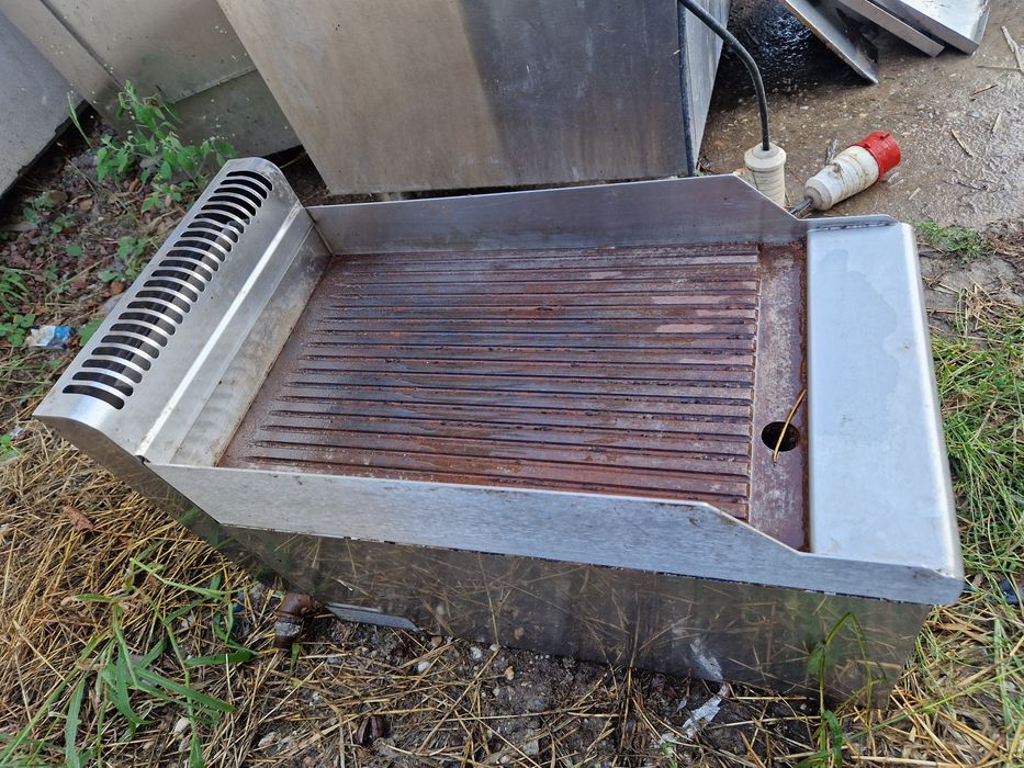 Gratar gaz sau curent cu banc, din inox, de putere