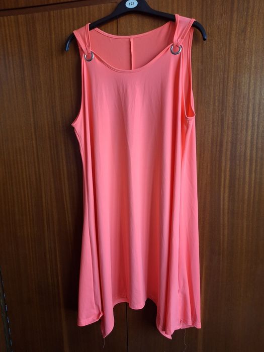 Дамски свежи  рокли