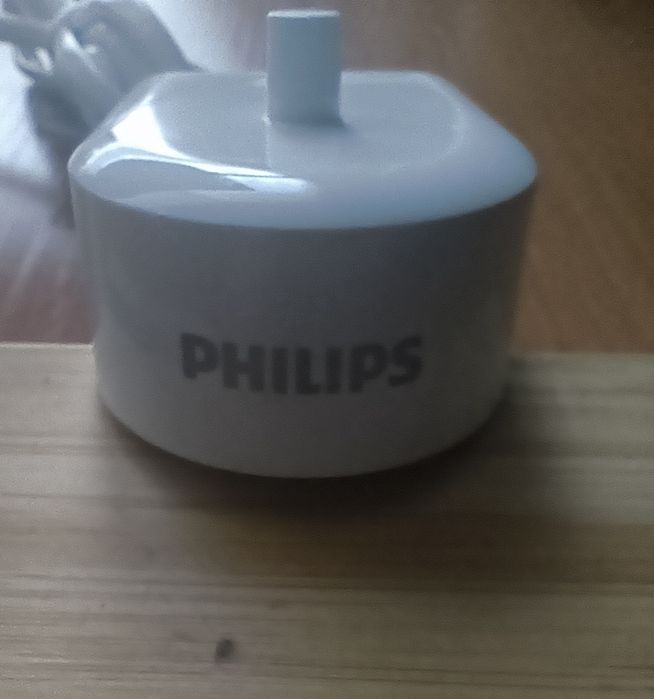 Зарядно за Електрическа Четка за Зъби Philips Sonicare HX6100