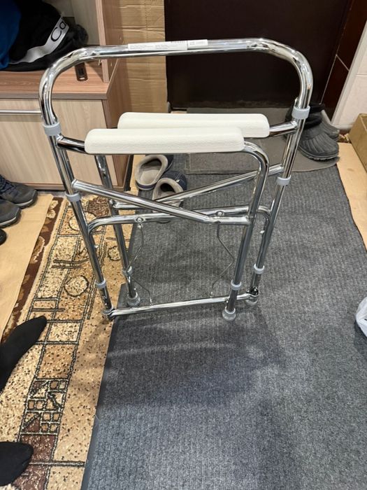 Био туалет новый.