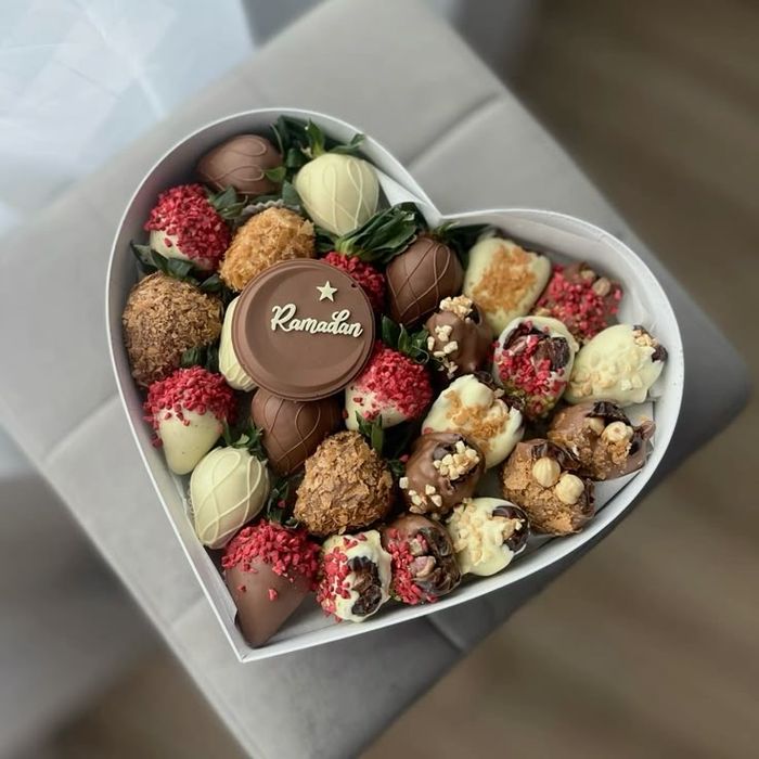 Клубника в шоколаде.Подарки