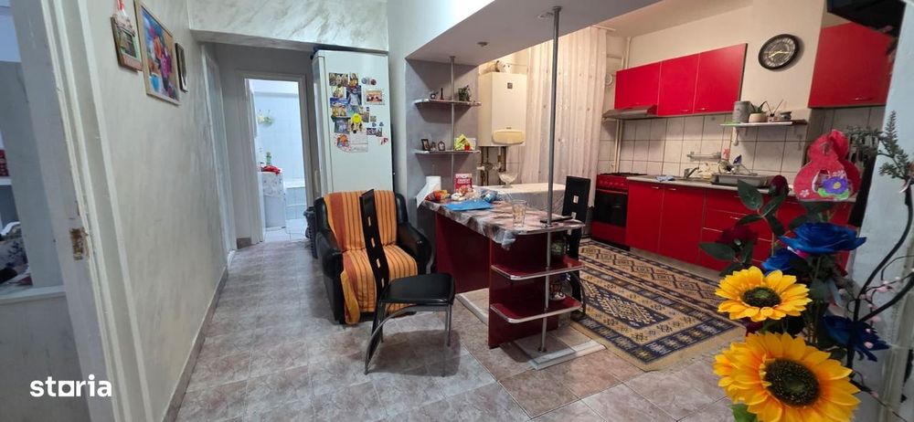 Apartament 3 camere decomandat-Orizont-Letea