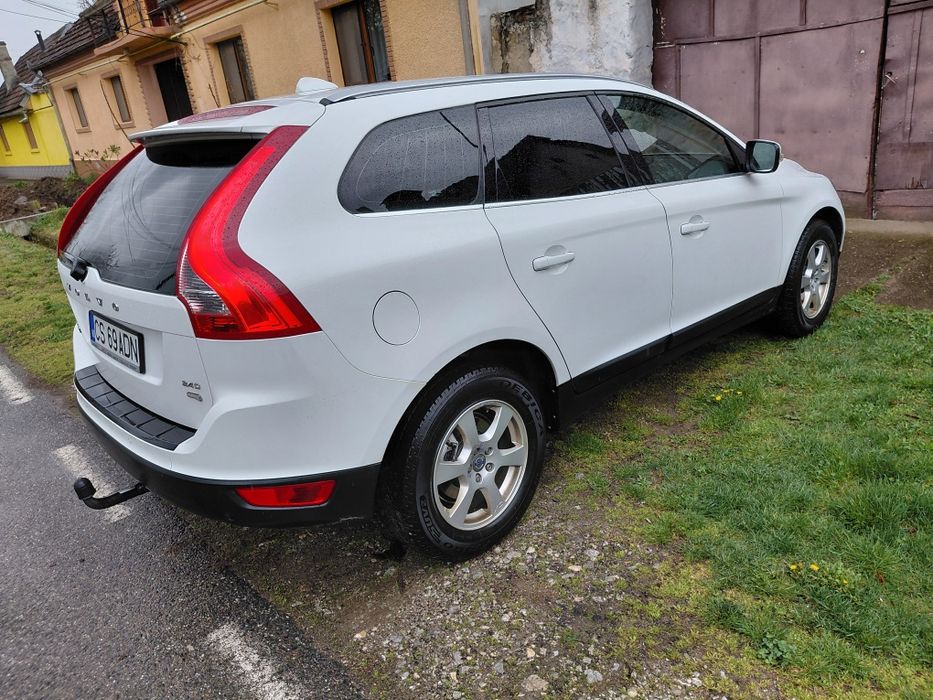 Vând Volvo xc60 an 2010 ,240000 km