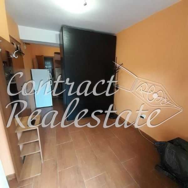 Дава се под наем Едностаен апартамент в Варна, Левски - 34 кв.м за 255 € - Снимка #2