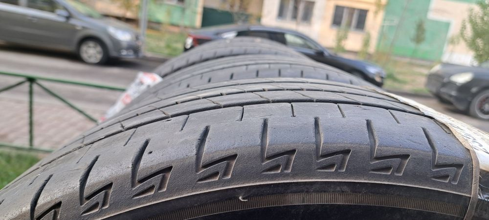 Летние шины 235/45/18