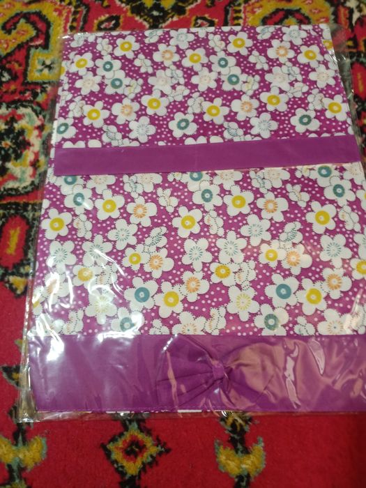 Продам фартуки (3 разных цвета