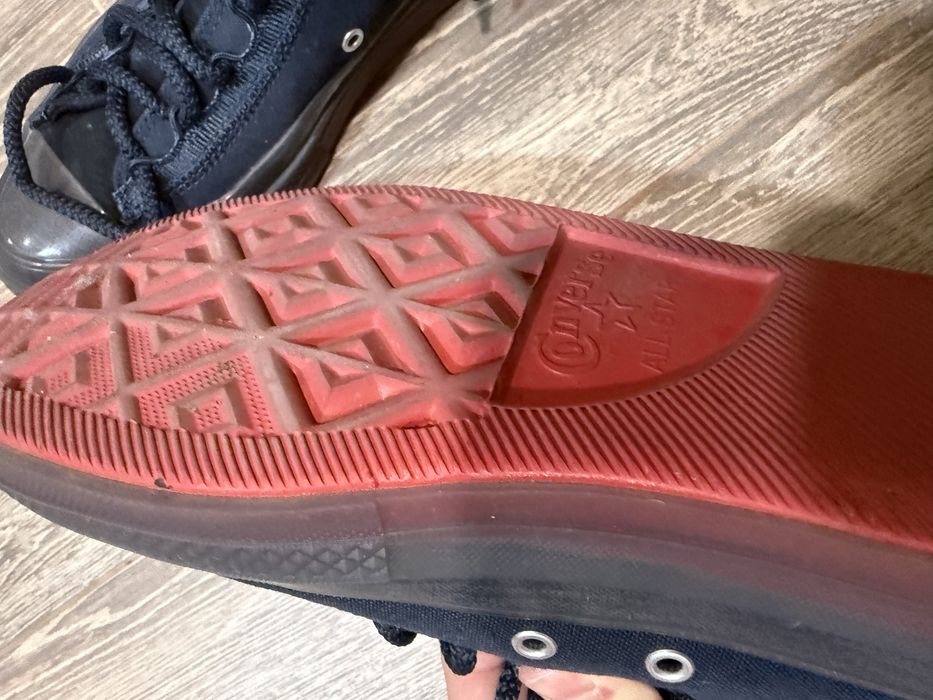 Продавам кецове Converse