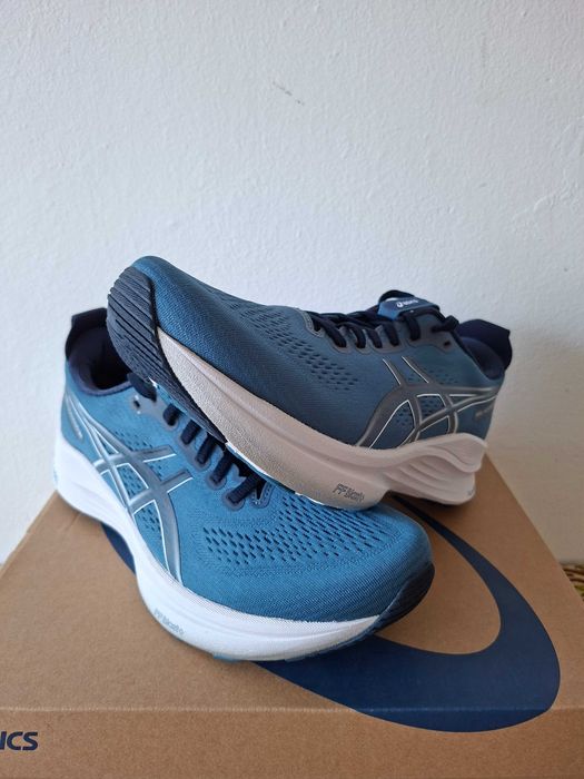 Нови ASICS Gel Kayano 32 43.5 номер маратонки за бягане Асикс оригинал