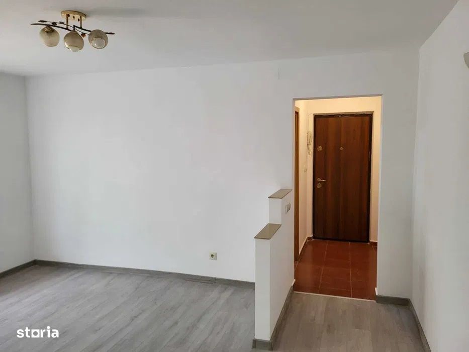 Apartament cu 3 camere – Zona Primăverii Etaj 2-51 mp -Renovat complet