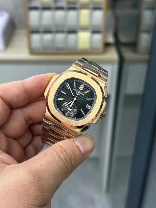patek philippe nautilus розово злато