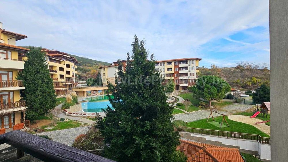 Двустаен апартамент в к-кс ”Garden of Eden”, Свети Влас