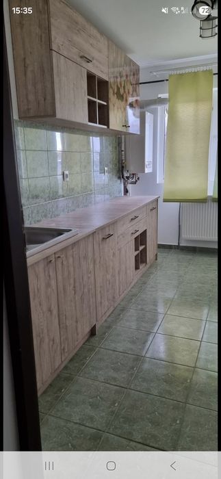 Apartament cu 3 camere decomandat