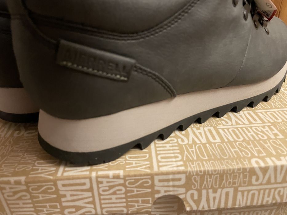 Bocanci noi Barbat Merrell