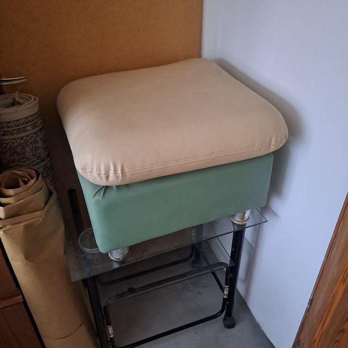 Дивани,кожени два цвята,четири модула.