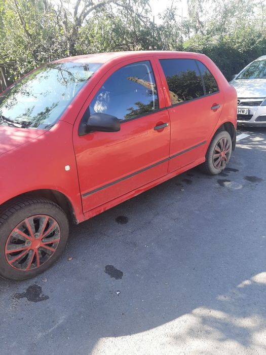 Vând mașină scoda fabia