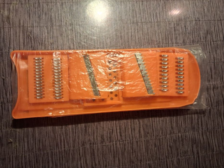 Тёрка-овощерезка 5в1, универсальная.