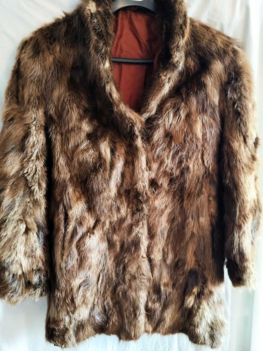 Луксозно палто от естествен косъм