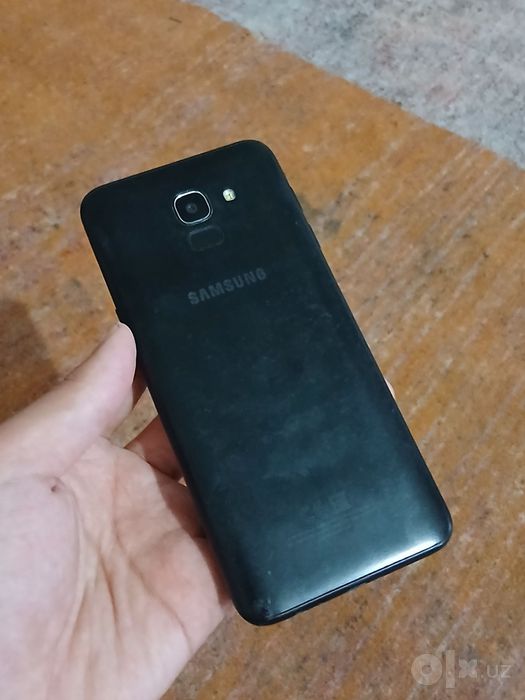 Samsung J6 satiladi 32 gb