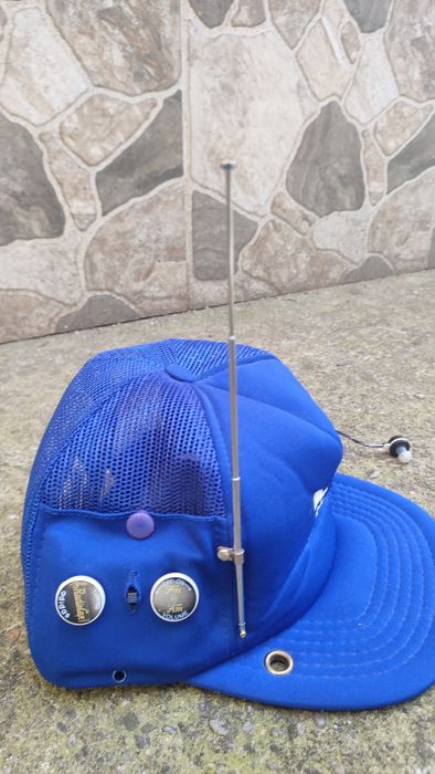 Șapcă Adidas cu radio