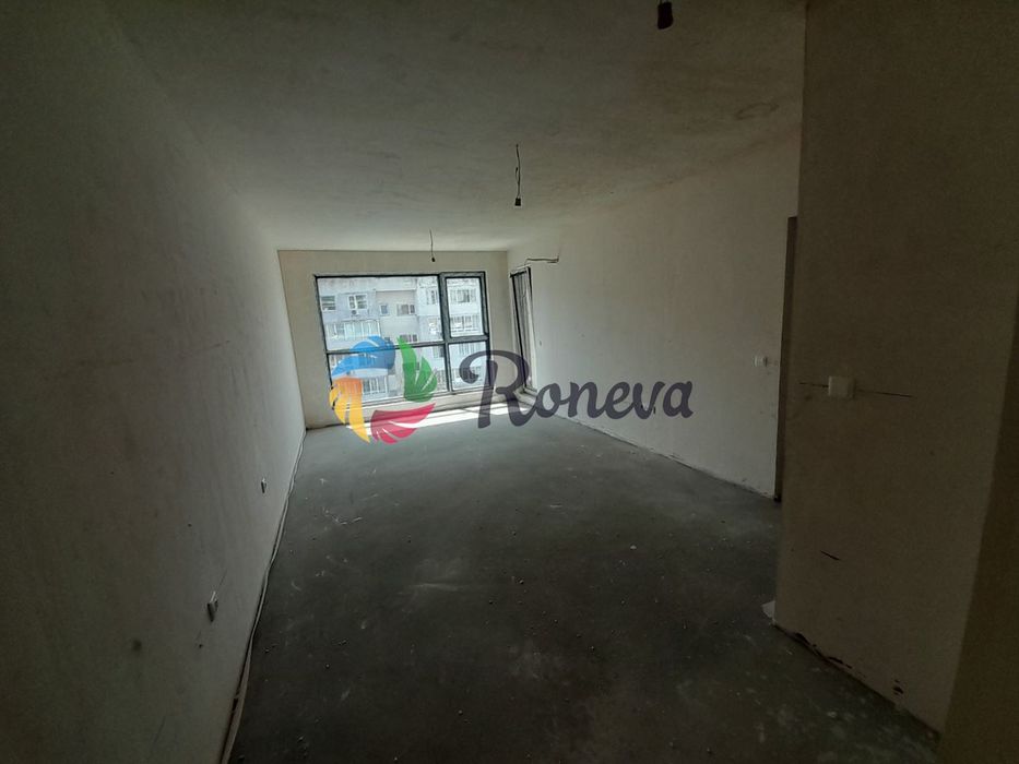 Продава се Двустаен апартамент в Варна, Чайка - 60 кв.м за 1401 €/кв.м - Снимка #1