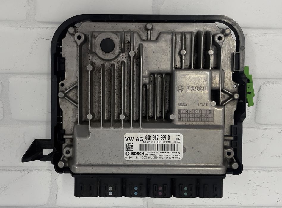 Компютър модул двигател AUDI Q5 / SQ5 06M907309D