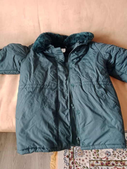 Продам бушлат.очень теплый размер 46 рост3