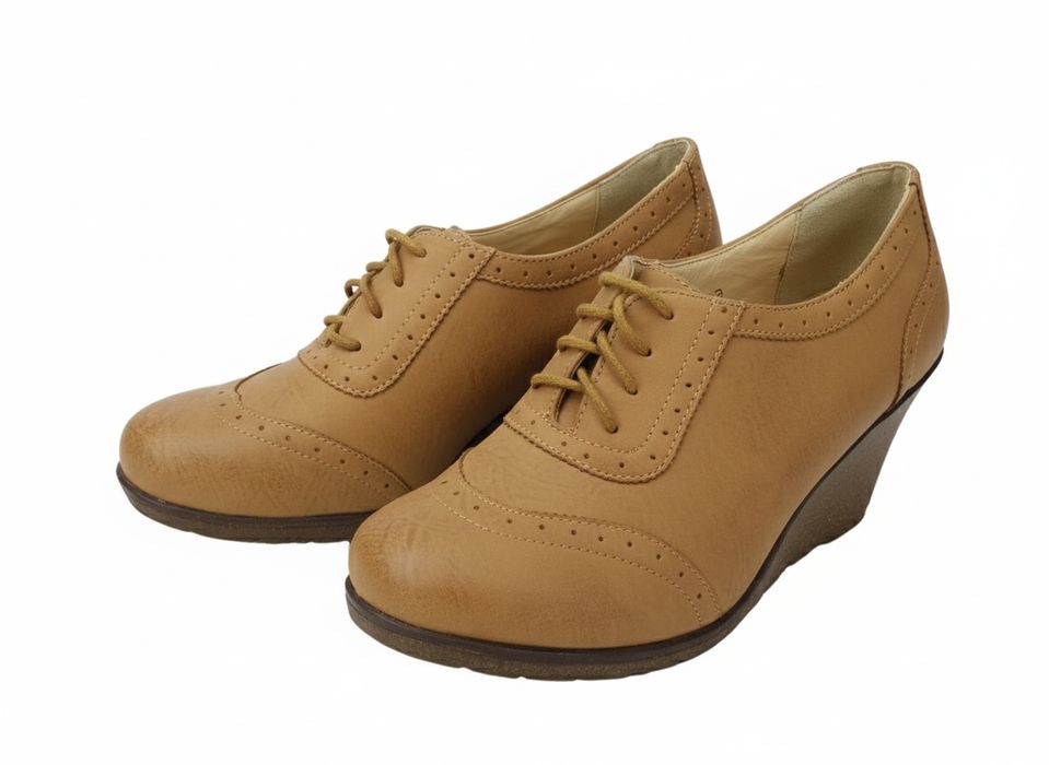 Боти нови и носени веднъж