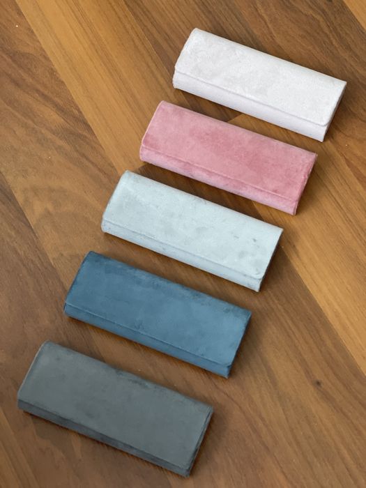 Футляры для очков