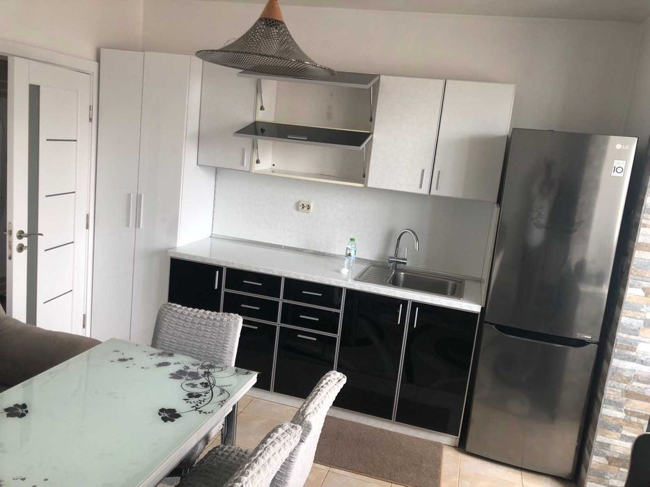 Дава се под наем Тристаен апартамент в Варна, Трошево - 75 кв.м за 408 € - Снимка #4