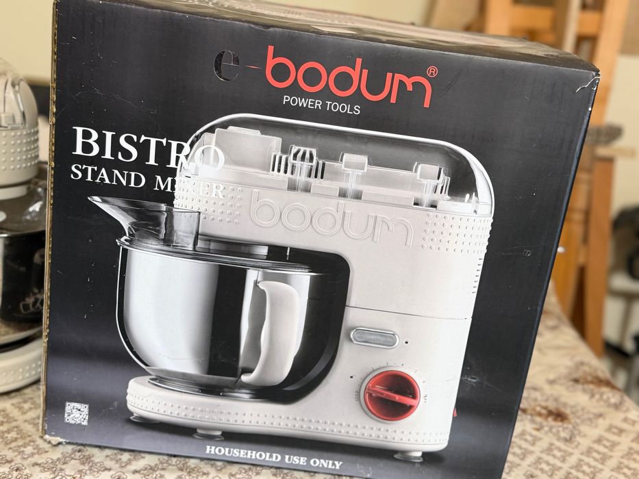 De vânzare robot de bucătărie în stare nouă