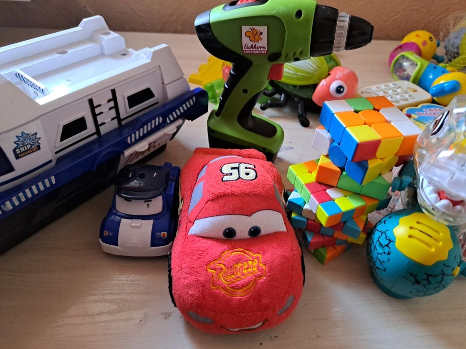 Развивающие игрушки