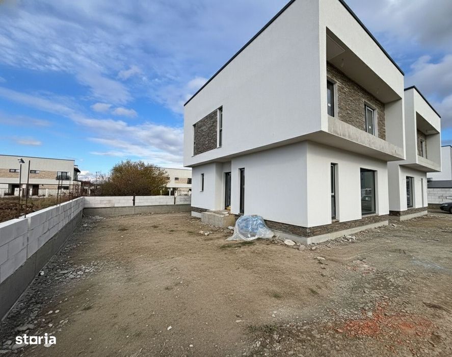 Casă tip duplex - 100 mp utili - Curte proprie - Șelimbăr