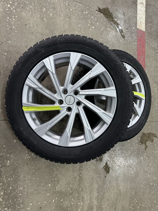 Комплект шин 235/55 R19
