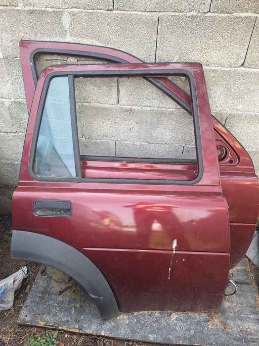 Седалки, врати, стъкла и двигател за Land Rover Freelander 1
