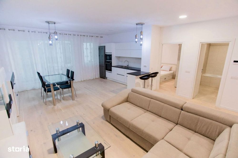 2 camere, parcare, Record Park