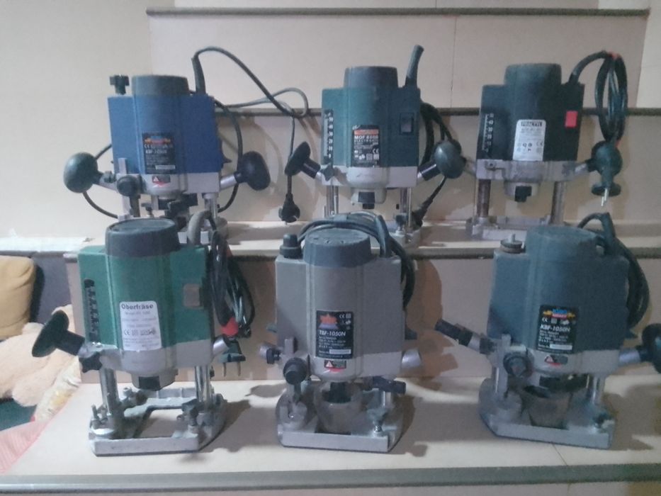 Masa cu circular,rindele Bosch, slefuitoare Bosch/AEG, freze SI mixere