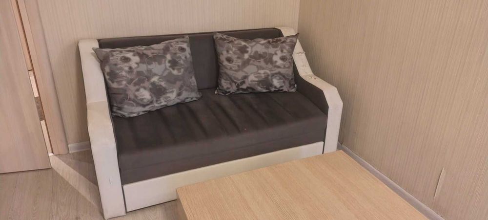 Разтегателно канапе