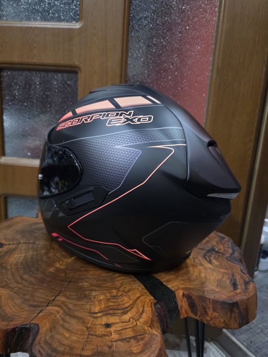 Мото каска Scorpion exo 1400
Размер S