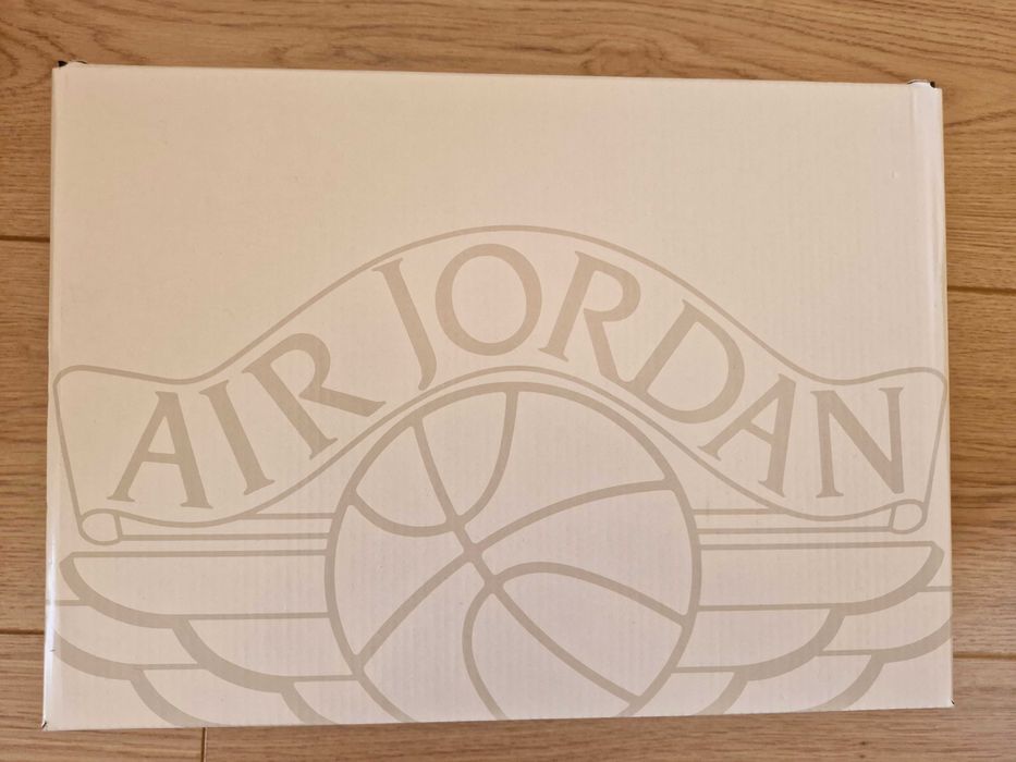 Nike Air Jordan 2 RETRO "Chicago" WMNS "LIMITED EDITION"