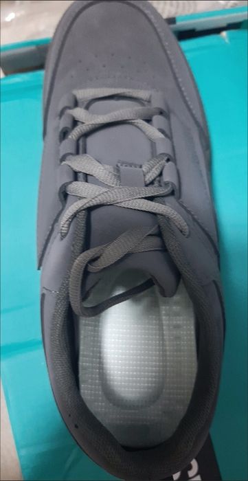 Мужские кроссовка