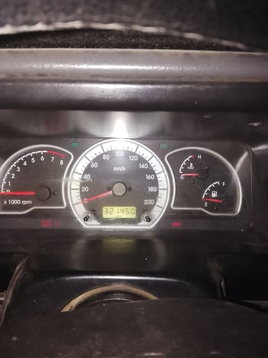 Nexia 1 сотилади 2006 йил пробег 321000 газ балон 90 тали .