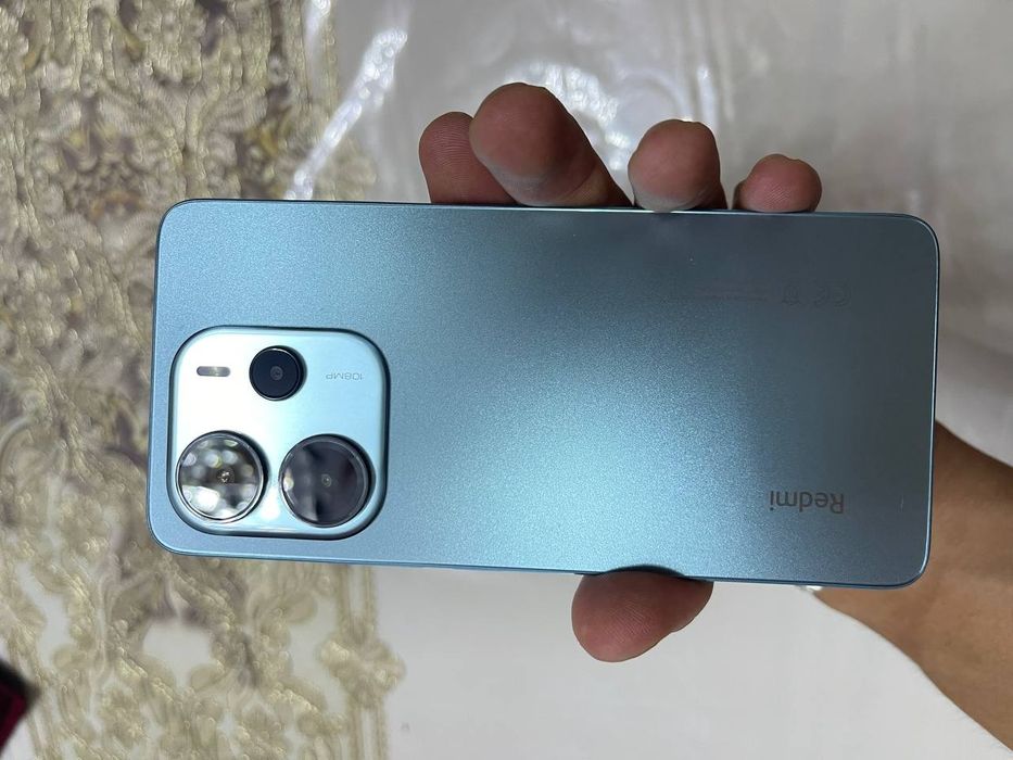 Redmi not 14 sotiladi 
Xolati ideal 
128 xotira 
Chizilgan singan chaq