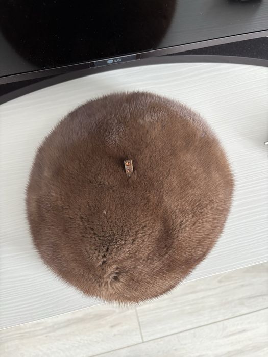 Шапка норковая продаю