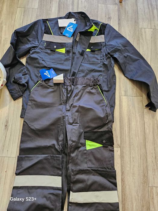 Продам спец одежду