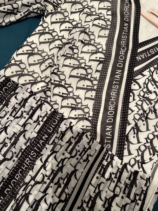 Продаются вечерние платья