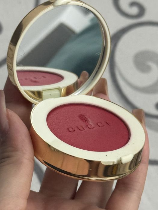 GUCCI glow blush